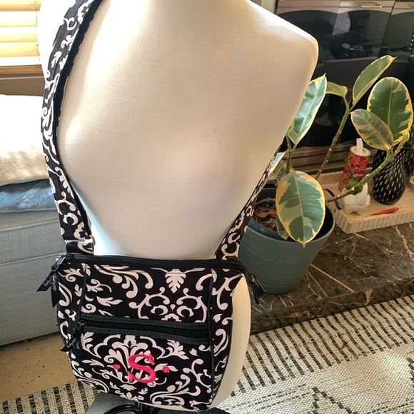 Gently Loved Crossbody by Thirty One - Picture 1 of 10